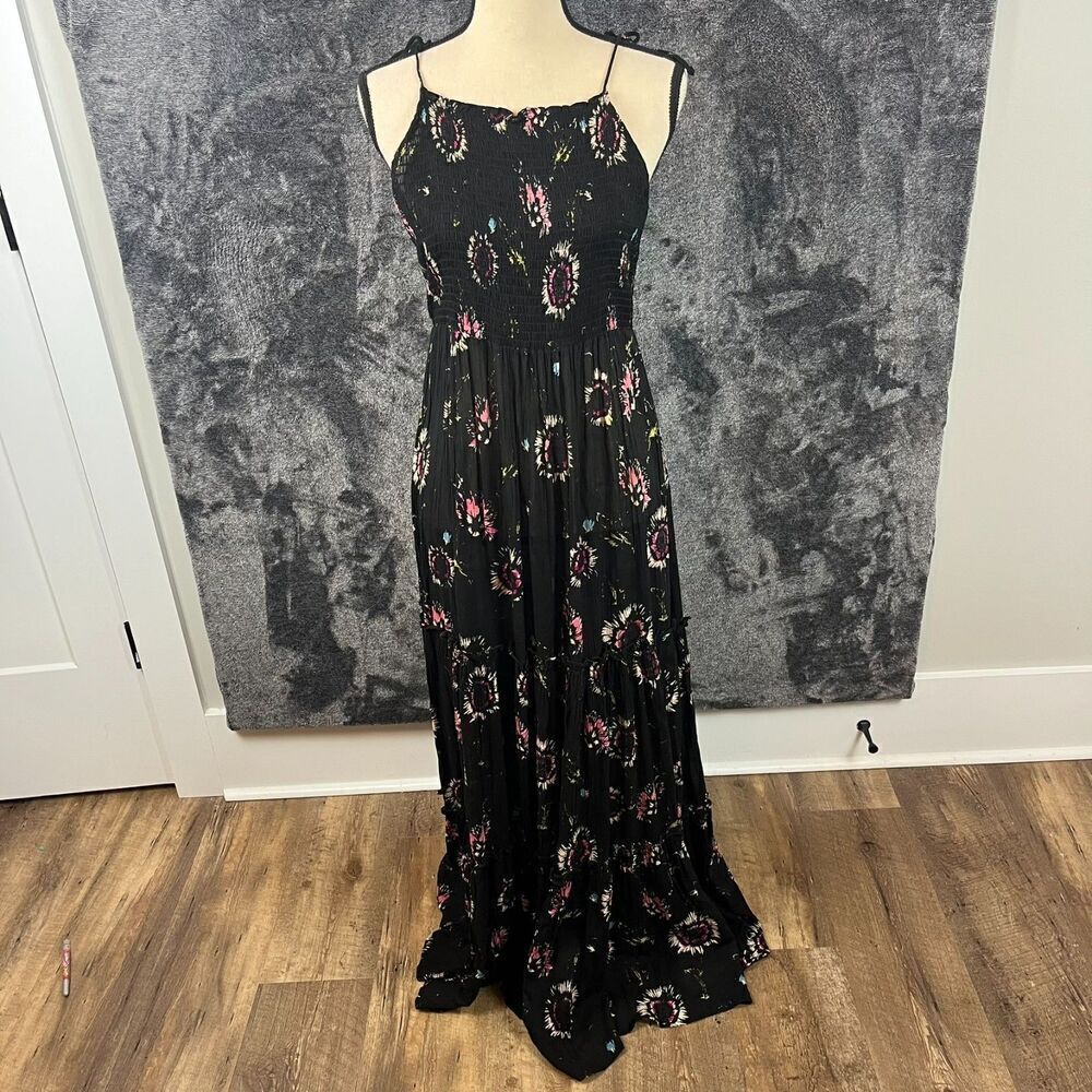Free People intimately Garden Party Maxi Dress Tiered Smocked Women's M Black * - Picture 1 of 12
